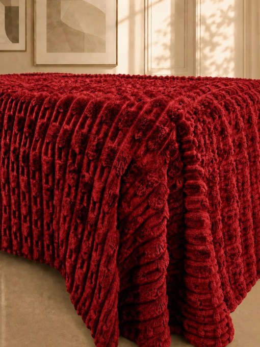 TEXTURED PLUSH BLANKET – RASPBERRY RED