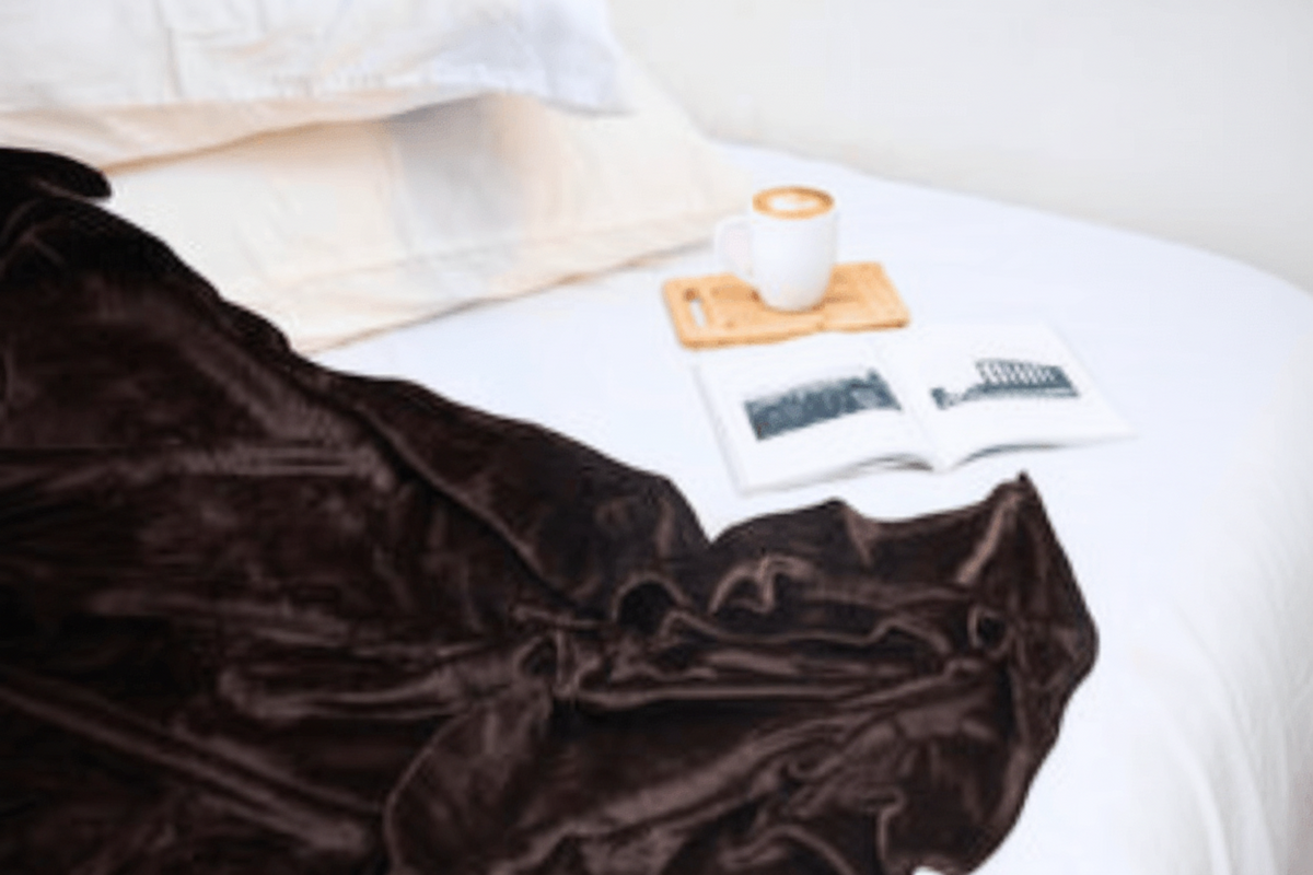 AC Blankets/Kambal Soft And LUXURIOUS Brown
