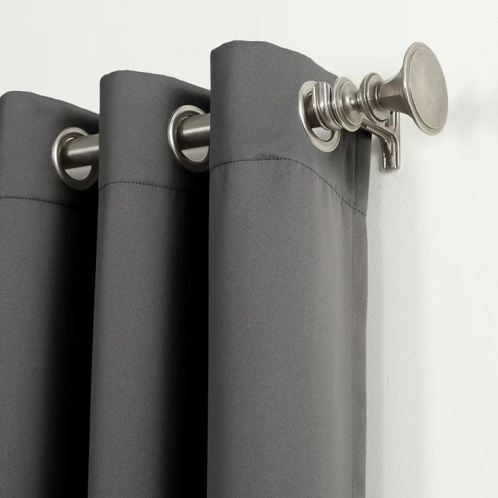 Curtain